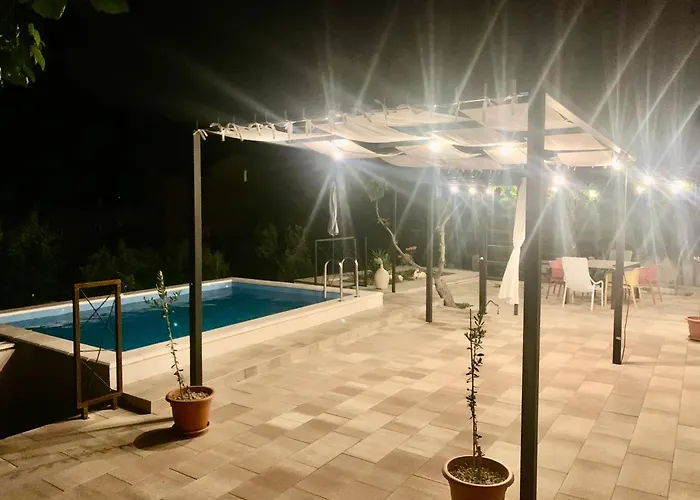 Summer Apartment 2
