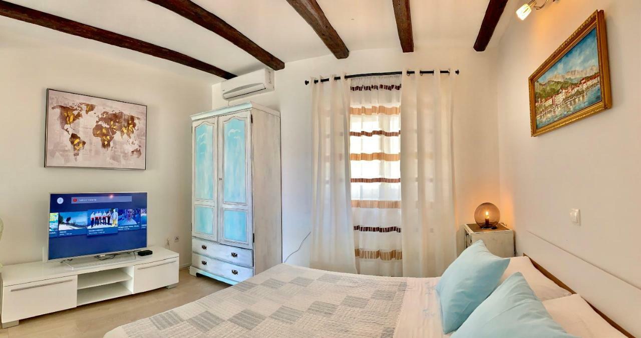 Summer 2 Apartment Makarska